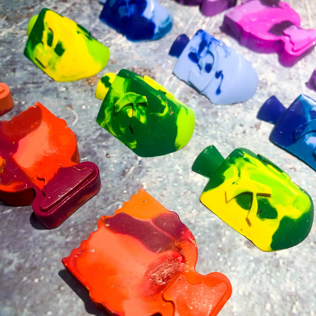 Festive Hanukkah Crayon Gift Set