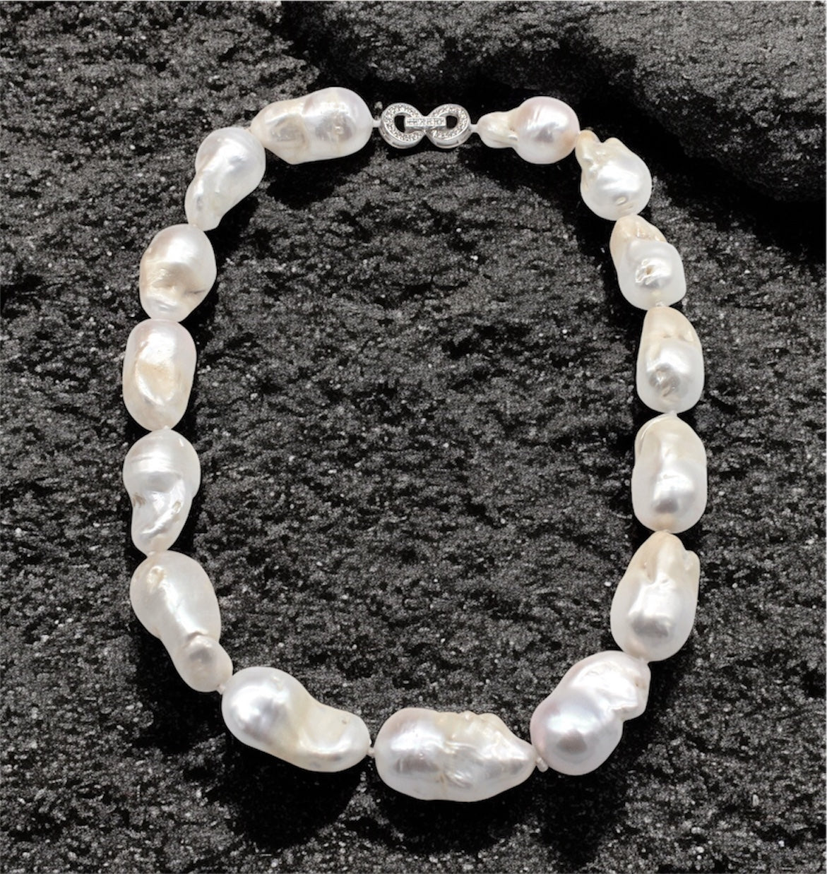 JOY KYOTO — 16" Natural Baroque Pearl Necklace