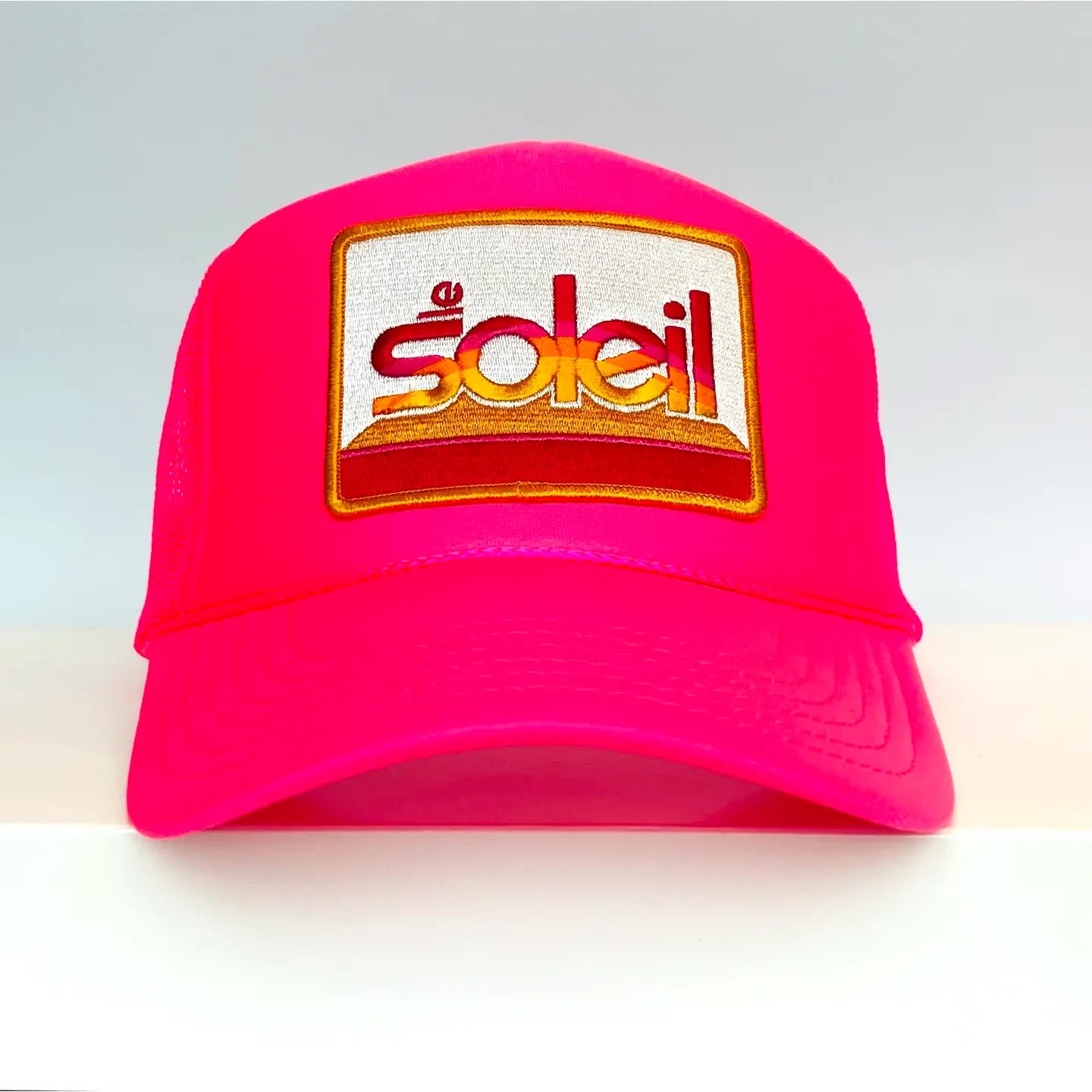 PORT SANDZ - Le Soleil Trucker Hat